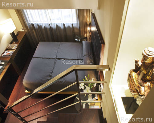 Urban Hotel 13